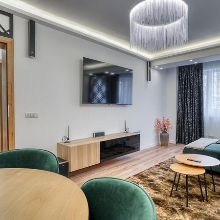 City Chic Retreat: Newly Renovated 1Br Apartment Бухарест Экстерьер фото