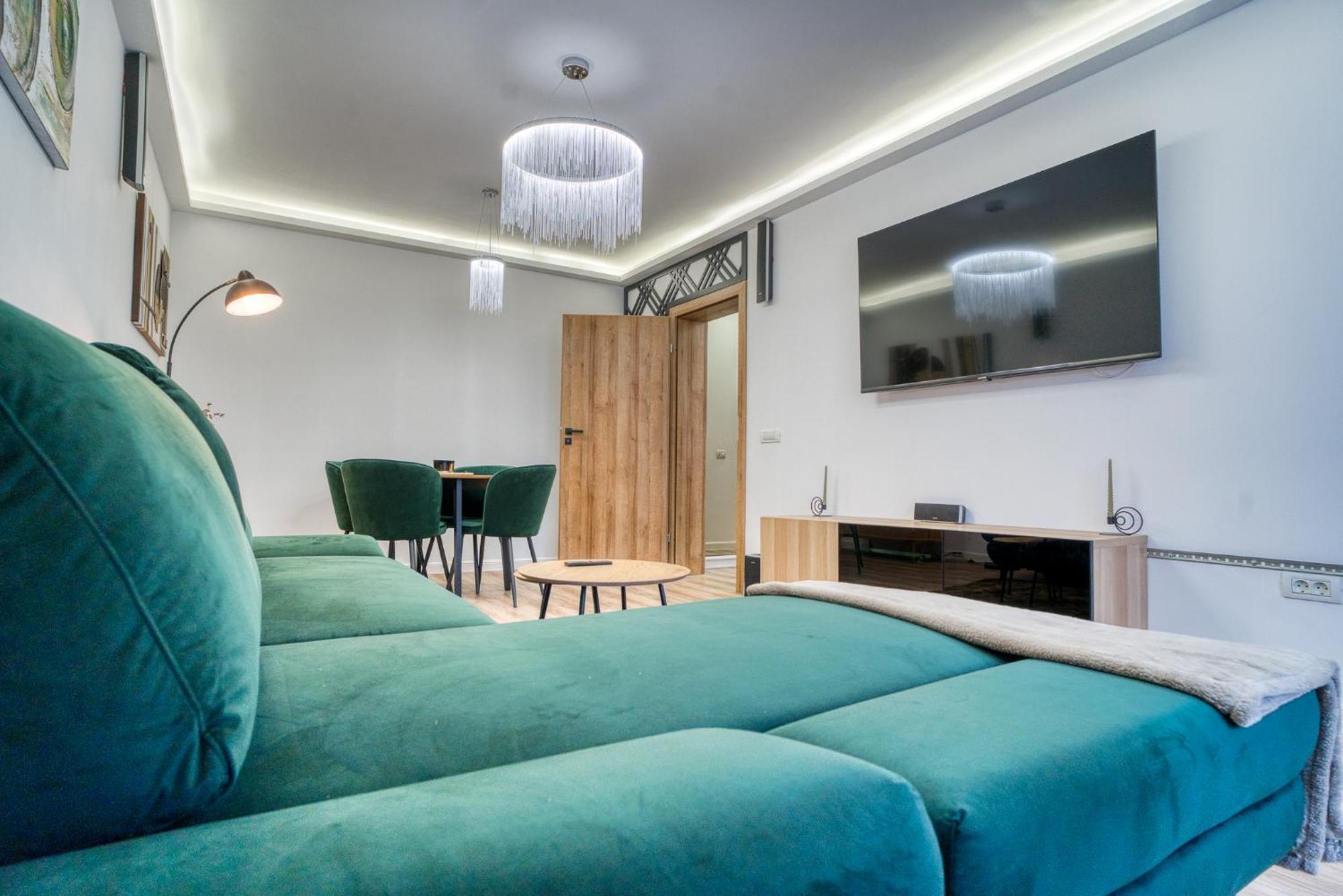 City Chic Retreat: Newly Renovated 1Br Apartment Бухарест Экстерьер фото