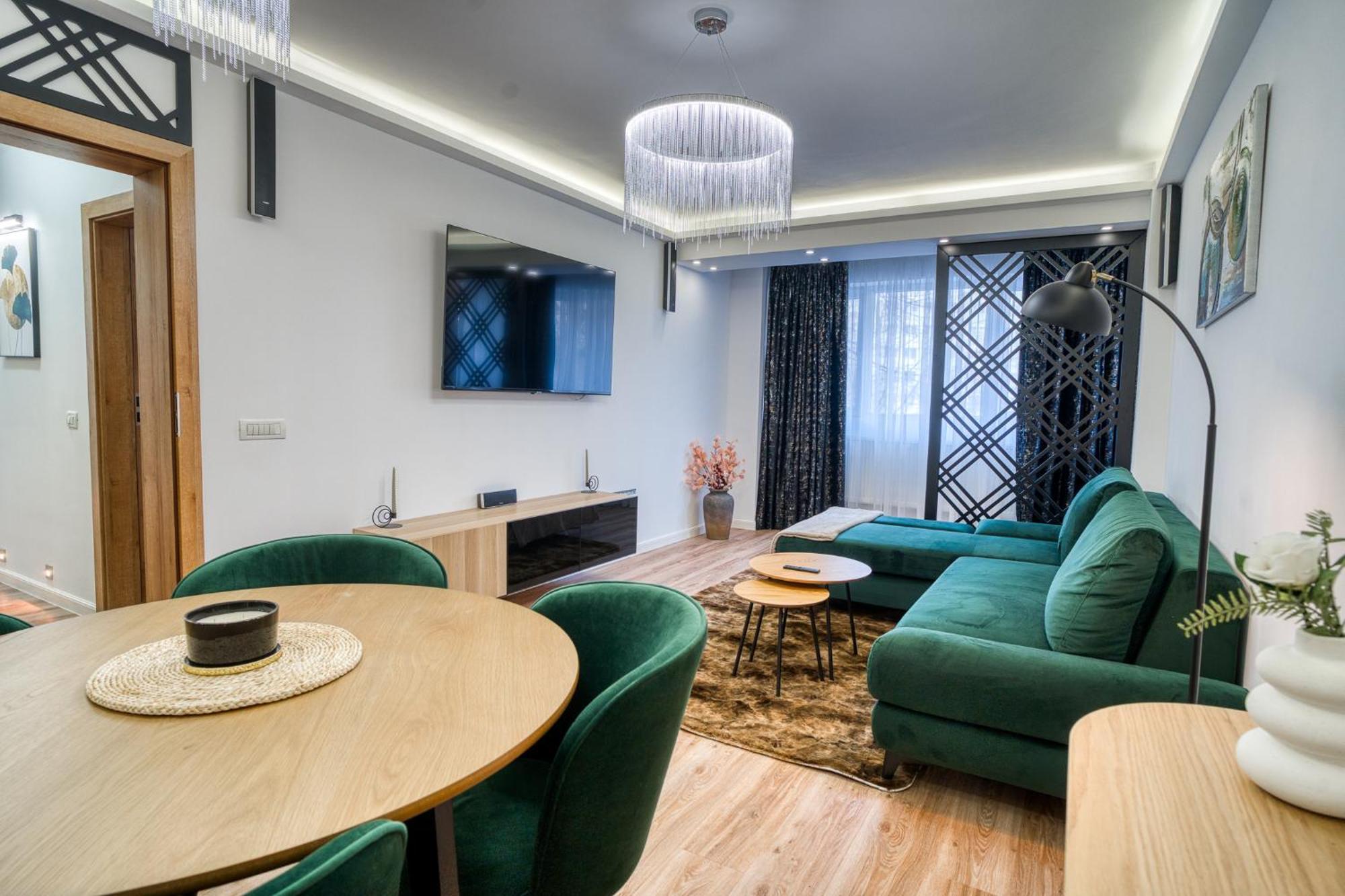 City Chic Retreat: Newly Renovated 1Br Apartment Бухарест Экстерьер фото